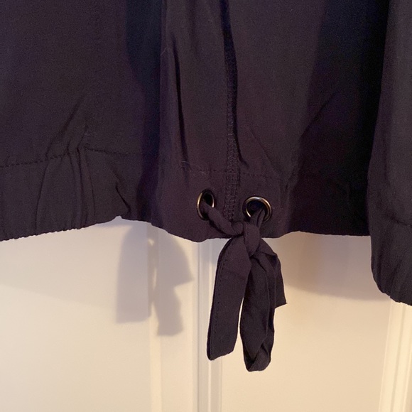 Banana Republic Crop Long Sleeve - Picture 5 of 9